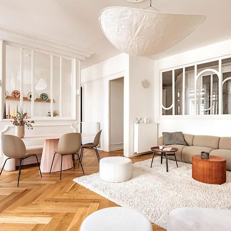 Beige Hospitalite - Apotheose Luxueux- 3 Chambres - Parking Prive Сент-Этьен Экстерьер фото