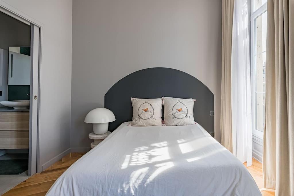Beige Hospitalite - Apotheose Luxueux- 3 Chambres - Parking Prive Сент-Этьен Экстерьер фото