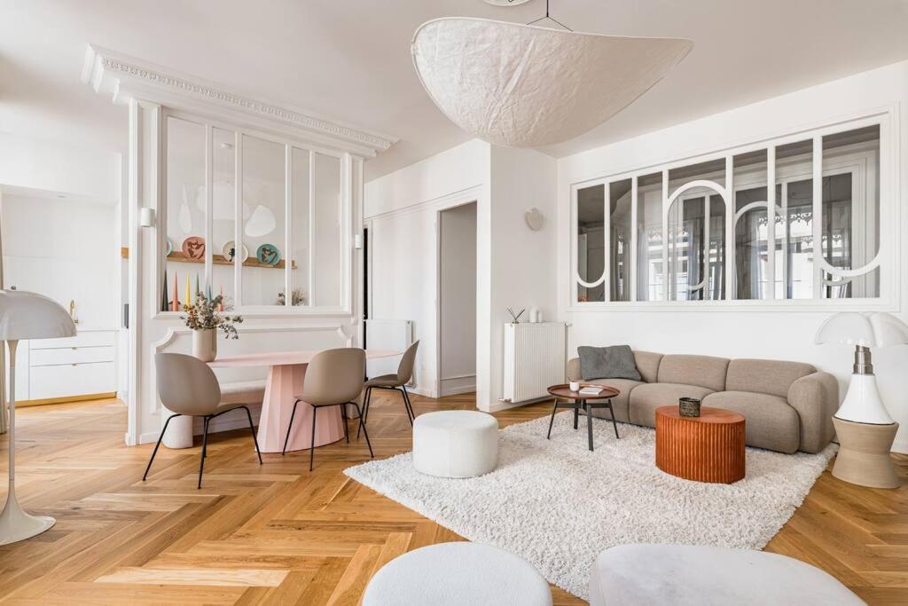 Beige Hospitalite - Apotheose Luxueux- 3 Chambres - Parking Prive Сент-Этьен Экстерьер фото