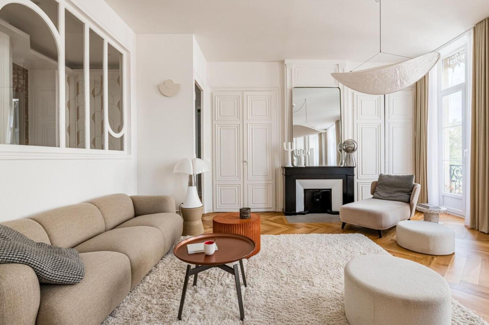 Beige Hospitalite - Apotheose Luxueux- 3 Chambres - Parking Prive Сент-Этьен Экстерьер фото